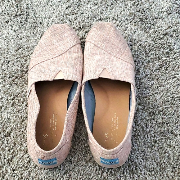 Toms Shoes - Toms - Beige with shiny thread - Size 8